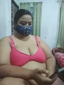 momo loves online show from May 2026 06:02:02 PM