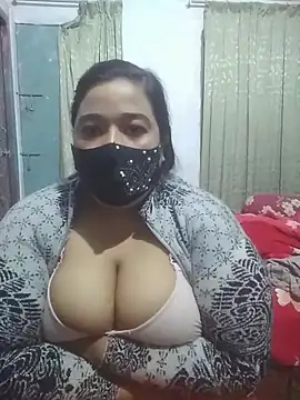 momo loves online show from February 2026 02:28:01 PM