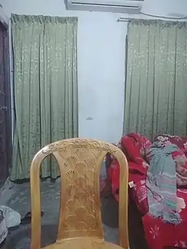 momo loves online show from February 2026 05:57:02 PM