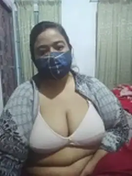 momo loves online show from February 2026 04:16:02 PM