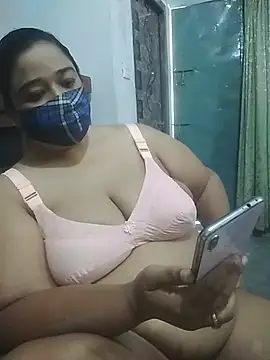 momo loves online show from April 2026 03:21:02 AM