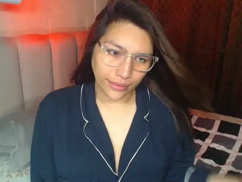 HeatWithHolly online show from February 2026 12:23:02 PM