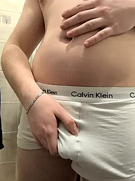 Slut18y online show from January 2026 12:03:02 AM