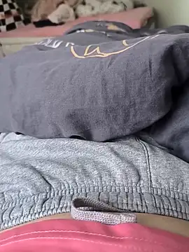 Slut18y online show from March 2026 01:12:02 PM