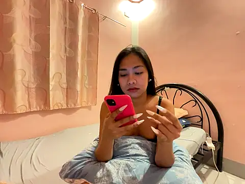 Mira Janee online show from January 2026 10:32:02 AM