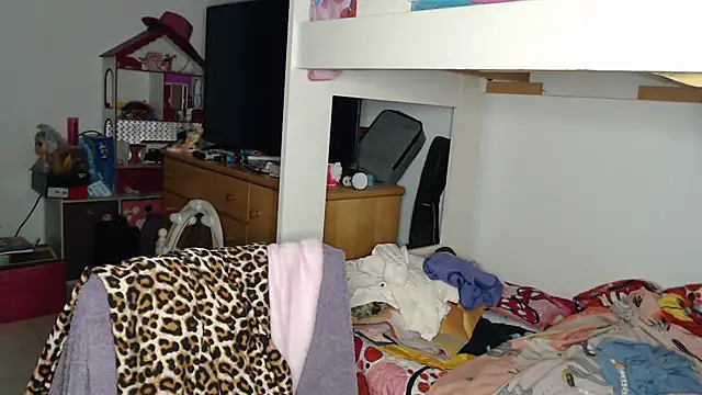 Snapshot of Piaaa3 chatting on February 2026 04:23:01 AM Piaaa3 online show from February 2026 04:23:01 AM