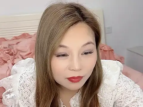 Snapshot of xiaoxun125 chatting on January 2026 12:45:02 PM xiaoxun125 online show from January 2026 12:45:02 PM