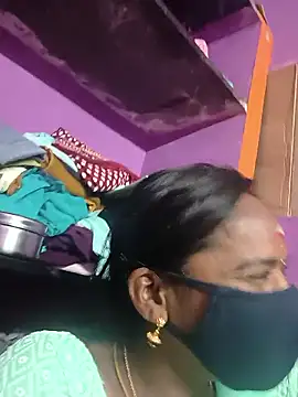 Tamil Hot Divya online show from February 2026 07:48:02 AM