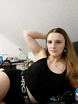 Snapshot of HotAlice69 chatting on February 2026 09:58:01 PM HotAlice69 online show from February 2026 09:58:01 PM