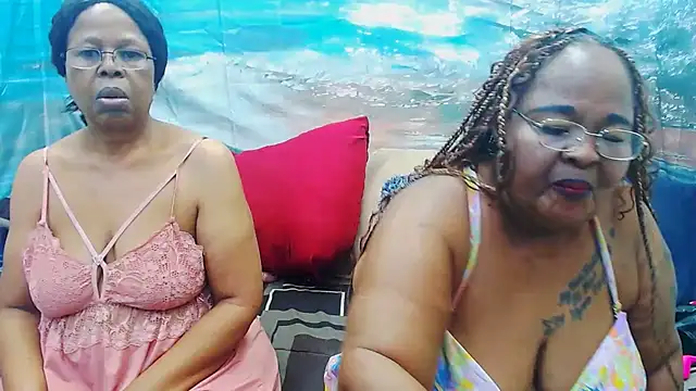 SEXY MATURExx online show from June 2026 05:22:01 PM