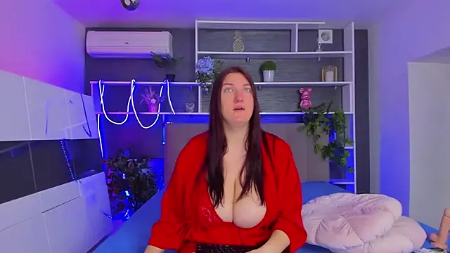StephieRousee online show from April 2026 05:23:01 AM