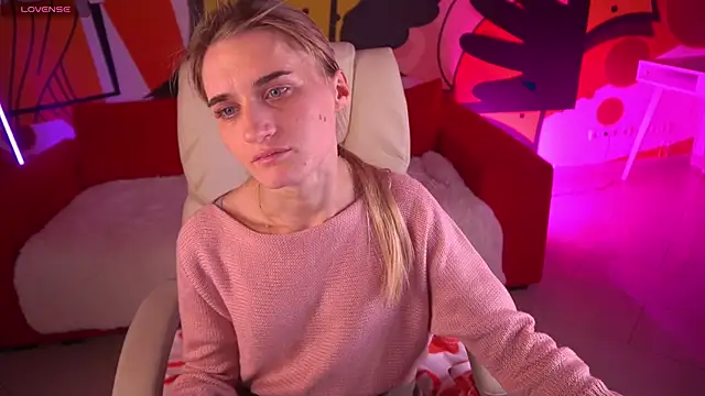 DiamondNina online show from March 2026 08:32:02 PM