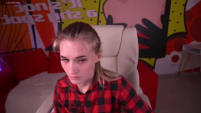 DiamondNina online show from March 2026 07:38:01 PM