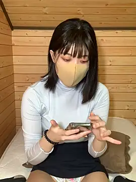 minami room online show from April 2026 01:07:02 PM