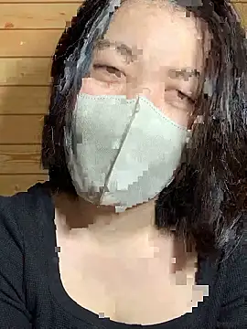 Snapshot of minami_room chatting on January 2026 04:05:01 AM minami room online show from January 2026 04:05:01 AM