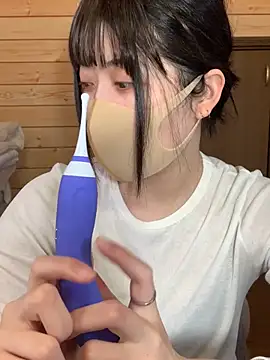 minami room online show from April 2026 05:25:01 AM