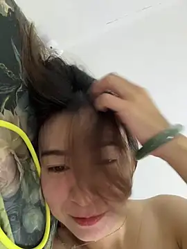 Snapshot of Xiaojuzi- chatting on July 2026 01:44:01 PM Xiaojuzi- online show from July 2026 01:44:01 PM