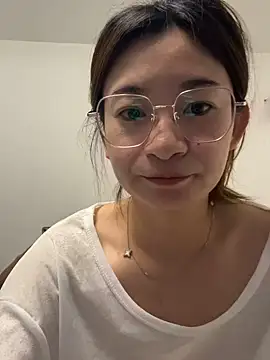 Snapshot of Xiaojuzi- chatting on June 2026 02:22:01 PM Xiaojuzi- online show from June 2026 02:22:01 PM