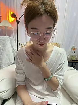 Snapshot of Xiaojuzi- chatting on July 2026 02:16:01 PM Xiaojuzi- online show from July 2026 02:16:01 PM