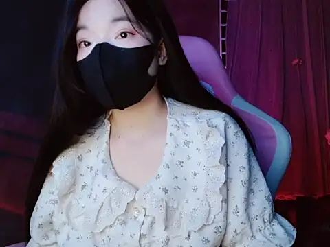 -Tamy- online show from February 2026 03:35:02 PM