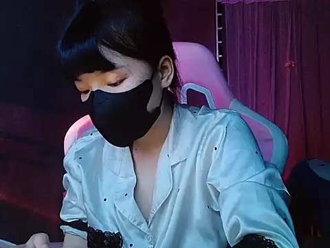 -Tamy- online show from February 2026 03:11:01 PM