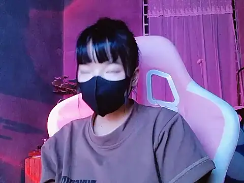 -Tamy- online show from March 2026 02:45:01 PM