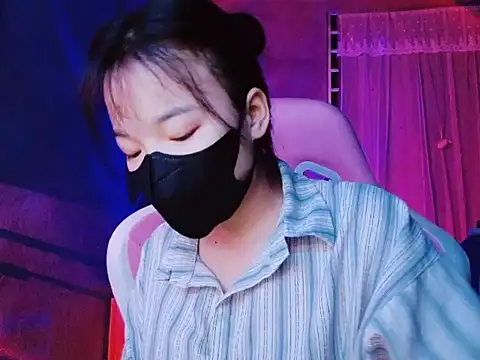 -Tamy- online show from March 2026 03:22:01 PM