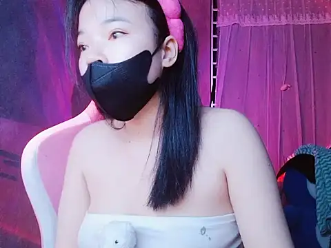 -Tamy- online show from March 2026 04:30:02 PM