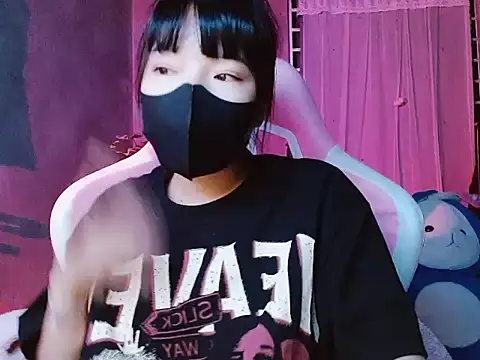 -Tamy- online show from March 2026 04:33:01 PM