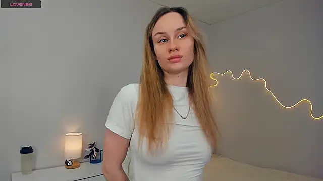 Kirawithvibe online show from May 2026 01:40:02 AM
