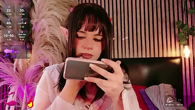 Hiddenhotcake online show from May 2026 06:55:02 PM