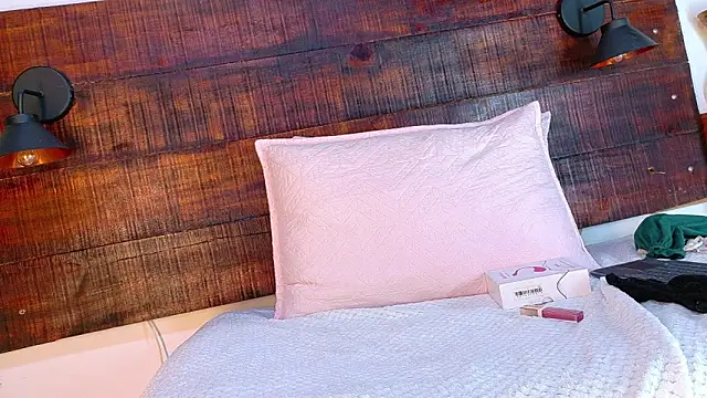 Snapshot of Angel_saez1 chatting on January 2026 07:09:01 PM Angel saez1 online show from January 2026 07:09:01 PM