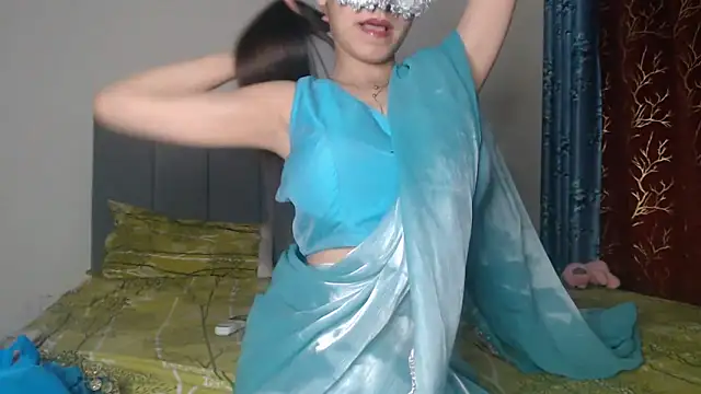 Snapshot of Hottie_heer chatting on June 2026 04:48:01 PM Hottie heer online show from June 2026 04:48:01 PM