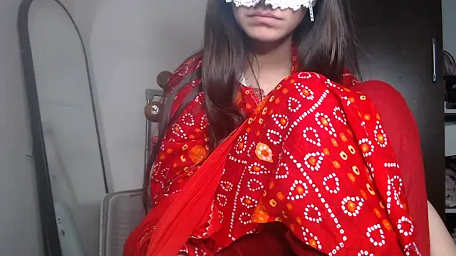 Hottie heer online show from March 2026 05:30:01 PM