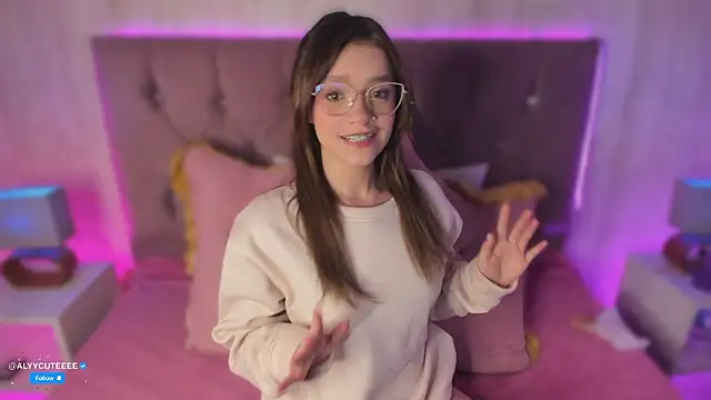 alyy cut3 online show from February 2026 02:03:01 PM