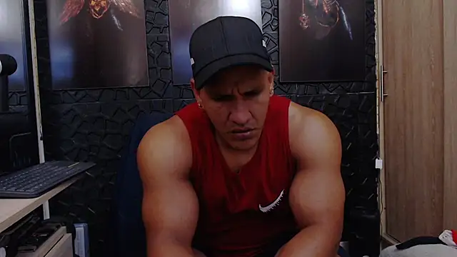 Snapshot of viktor_herrera chatting on June 2026 04:45:01 PM viktor herrera online show from June 2026 04:45:01 PM