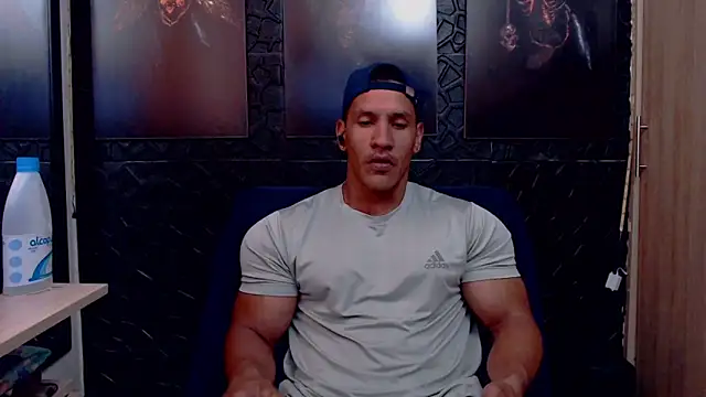 viktor herrera online show from March 2026 06:08:02 PM