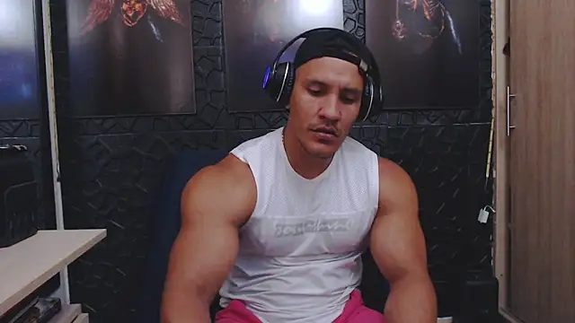 viktor herrera online show from May 2026 03:21:01 PM