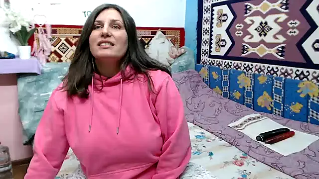 Adelinemilf online show from February 2026 11:50:01 AM