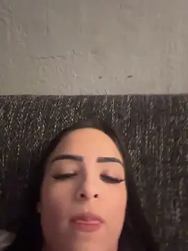 Evelin199 online show from March 2026 01:23:01 PM