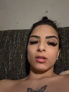 Evelin199 online show from March 2026 08:25:02 PM