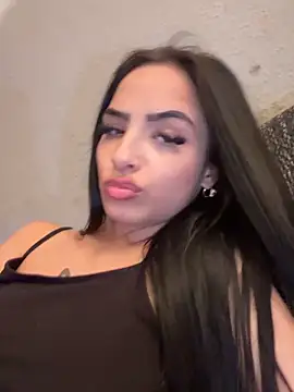 Evelin199 online show from April 2026 09:39:33 PM
