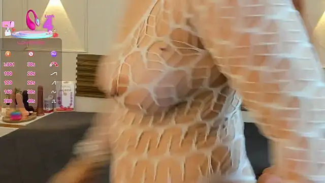 mia gold  online show from March 2026 07:16:01 PM