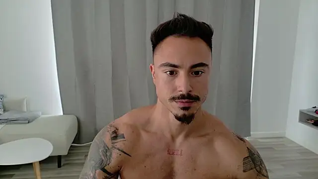 Snapshot of Master_Lukas chatting on May 2026 11:47:02 AM Master Lukas online show from May 2026 11:47:02 AM