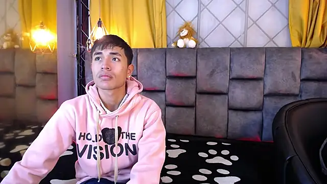 Maik Russo online show from February 2026 11:32:01 AM