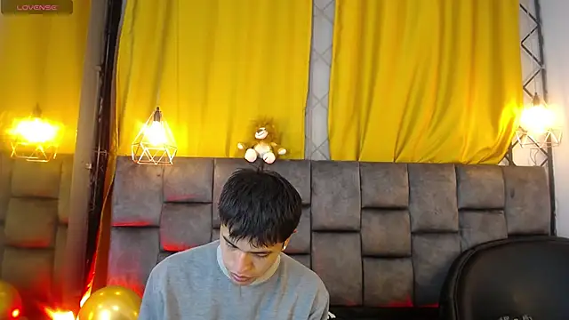 Maik Russo online show from February 2026 11:47:01 PM