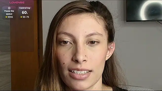 Sweet moon v  online show from April 2026 10:39:02 PM