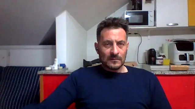 Snapshot of colosone chatting on May 2026 08:05:01 PM colosone online show from May 2026 08:05:01 PM