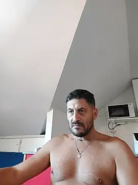 Snapshot of colosone chatting on September 2025 01:03:02 PM colosone online show from September 2025 01:03:02 PM