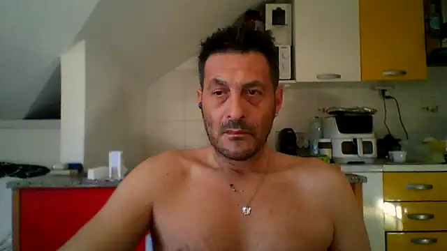 Snapshot of colosone chatting on May 2026 05:18:02 AM colosone online show from May 2026 05:18:02 AM